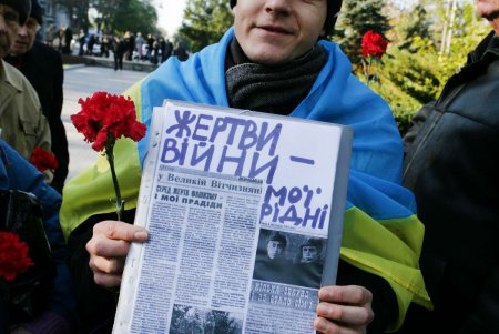 Одесситы почтили память освободителей Украины от немецко-фашистских захватчиков (фоторепортаж)