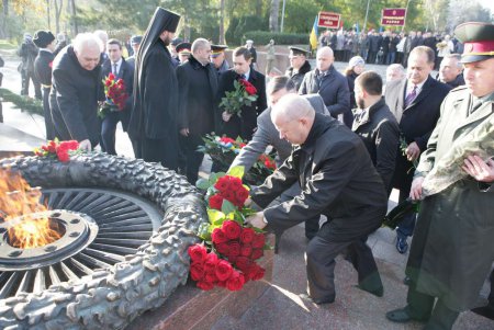 Одесситы почтили память освободителей Украины от немецко-фашистских захватчиков (фоторепортаж)