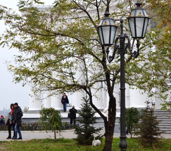 Возле Воронцовского дворца теперь можно помечтать о романтике XIX века (фото)