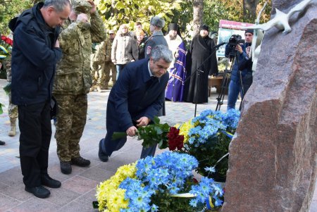 Будни СБУ Одесчины: первый монумент героям и пополнение технического парка (фото)