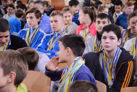 Спортивные легенды Одессы встретились со школьниками (фото)