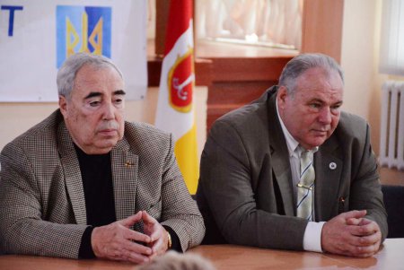 Спортивные легенды Одессы встретились со школьниками (фото)