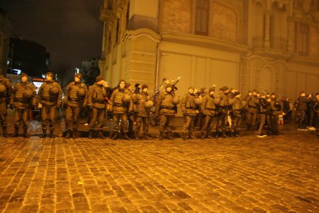 В Одессу вернулся большой футбол и «большие» футбольные фаны (фоторепортаж)