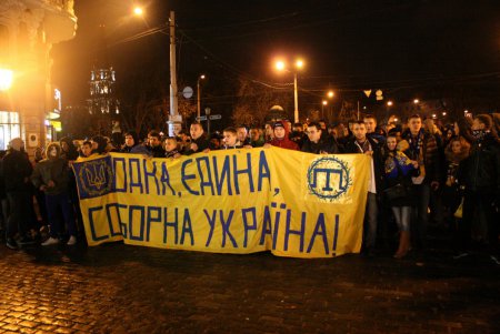 В Одессу вернулся большой футбол и «большие» футбольные фаны (фоторепортаж)