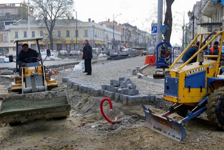 Обновленная Тираспольская площадь откроется в начале следующего года (фоторепортаж)