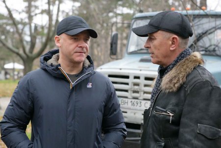 Любимый парк одесситов добавил зеленое убранство (фоторепортаж)