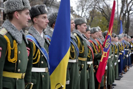 Кобзарю — цветы Дня Достоинства и Свободы (фоторепортаж)