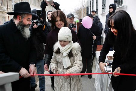 На Деволановскосм спуске появился новый дом — детский (фоторепортаж)