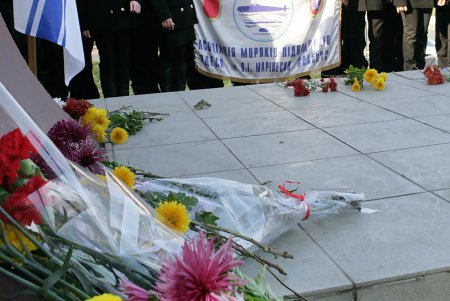 Память - удел живых: в Одессе почтили память выдающегося подводника-одессита XX-го века (фоторепортаж)