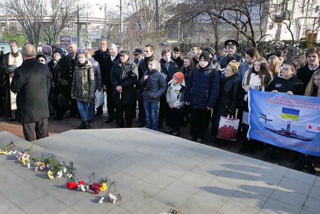 Память - удел живых: в Одессе почтили память выдающегося подводника-одессита XX-го века (фоторепортаж)