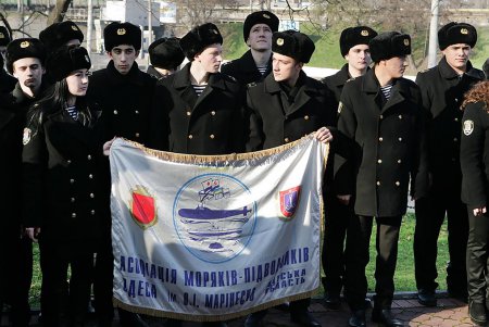 Память - удел живых: в Одессе почтили память выдающегося подводника-одессита XX-го века (фоторепортаж)