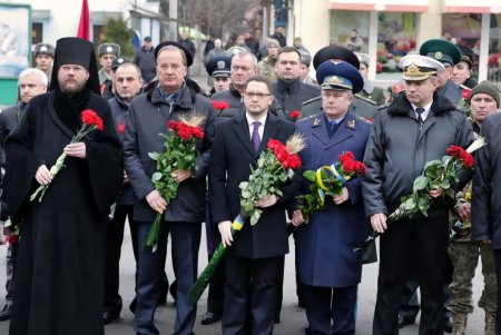 В Одессе почтили память жертв Голодомора (фоторепортаж) 