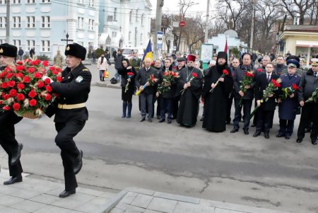 В Одессе почтили память жертв Голодомора (фоторепортаж) 