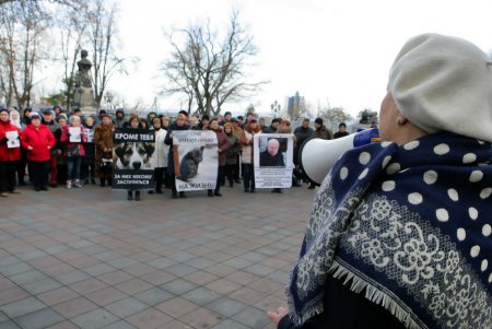 Митинг против живодеров прошел под одесской мэрией (фоторепортаж)
