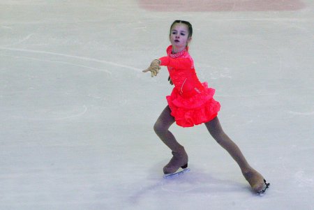 Одесский лед тепло встречает юных фигуристов (фоторепортаж)