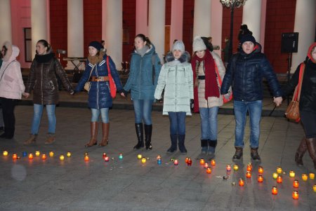 Одесситы провели акцию солидарности с ВИЧ-инфицированными (фото)