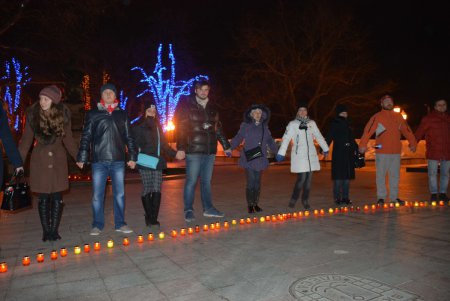 Одесситы провели акцию солидарности с ВИЧ-инфицированными (фото)