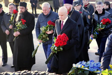 Одесса отмечает 25-ю годовщину Вооруженных Сил Украины (фоторепортаж)