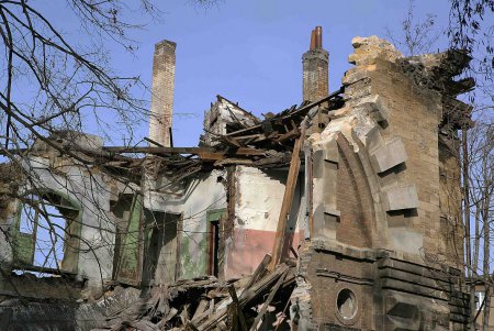 «Масонский дом»: начало спасения или окончательного исчезновения (фоторепортаж)