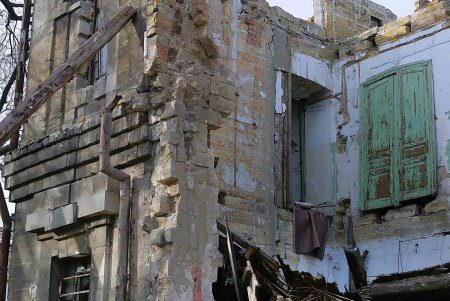 «Масонский дом»: начало спасения или окончательного исчезновения (фоторепортаж)