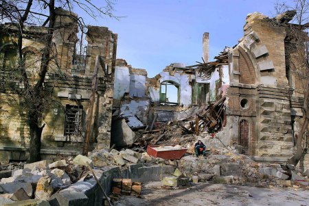 «Масонский дом»: начало спасения или окончательного исчезновения (фоторепортаж)
