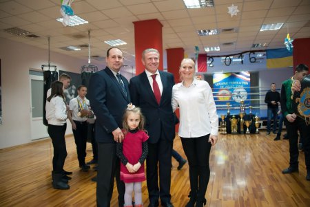 Глава Национального Олимпийского комитета Украины встретился с лучшими тайбоксерами страны (фото)