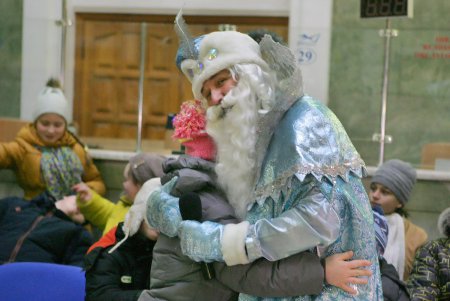  День святого Николая на одесском Главпочтамте (фоторепортаж)