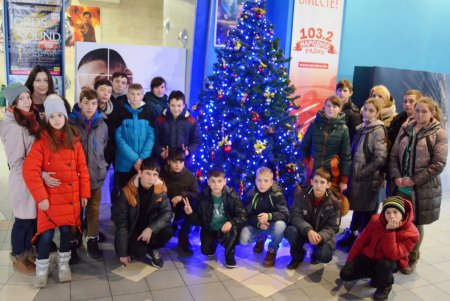 Одесские железнодорожники поделились частичкой сердца с детьми-сиротами (фото)
