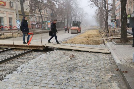 Реконструкция: по Тираспольской площади проехался экспериментальный трамвай (фото) 
