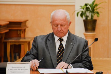 Подписан важный документ, призванный развивать экономику Одессы (фото)