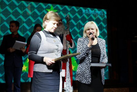 Старшеклассники одесских школ получили стоящий подарок (фото)