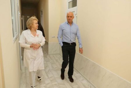 Мэр Одессы поздравил маленьких одесситов, рожденных 1 января (фото)