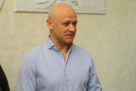 Мэр Одессы поздравил маленьких одесситов, рожденных 1 января (фото)