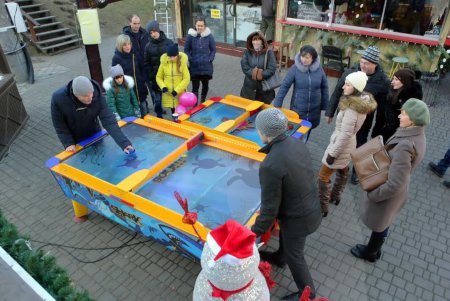 Одесситы продолжают отмечать наступивший 2017 год (фоторепортаж)