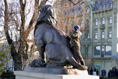 Одесситы продолжают отмечать наступивший 2017 год (фоторепортаж)