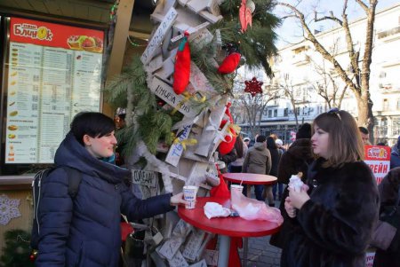 Одесситы продолжают отмечать наступивший 2017 год (фоторепортаж)