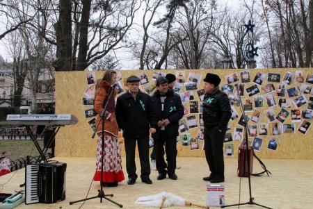В лучших рождественских традициях: в Горсаду проходит благотворительная ярмарка (фото)