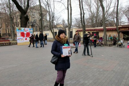 В лучших рождественских традициях: в Горсаду проходит благотворительная ярмарка (фото)