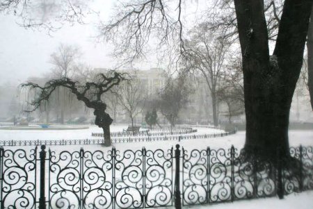 Одессу заметает снегом (фоторепортаж)