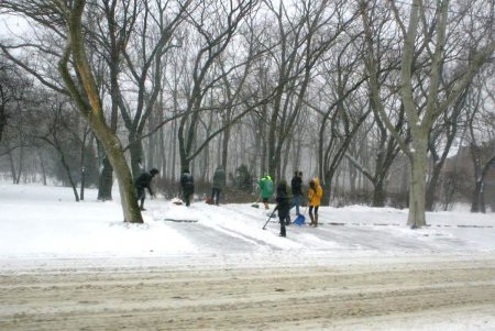 Одессу заметает снегом (фоторепортаж)