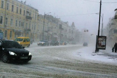 Одессу заметает снегом (фоторепортаж)