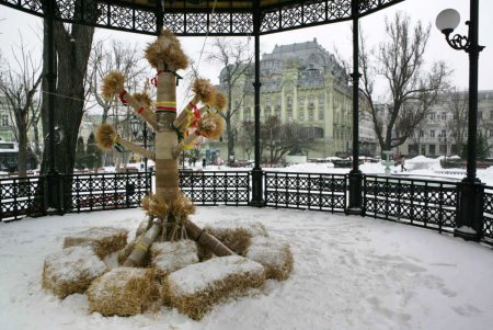 В Одессе появился Дидух — символ достатка и благополучия (фоторепортаж)