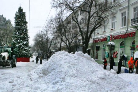 В Одессе появился Дидух — символ достатка и благополучия (фоторепортаж)