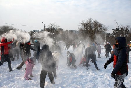 Cнежное побоище с мирным исходом (фоторепортаж)