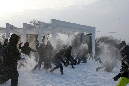 Cнежное побоище с мирным исходом (фоторепортаж)