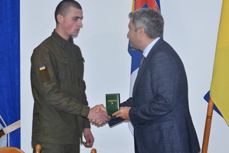 За поимку овидиопольского головореза — именной подарок