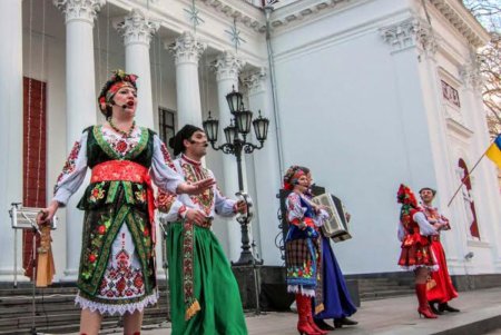 Одесситы отметили День Соборности хоровым флеш-мобом (фоторепортаж)