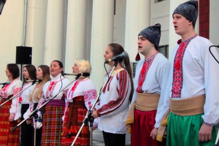 Одесситы отметили День Соборности хоровым флеш-мобом (фоторепортаж)