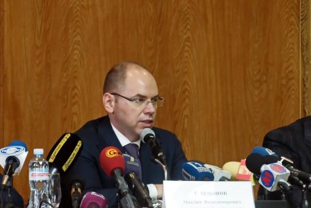  «Известная трасса», Дворец спорта и Центр админуслуг: губернатор посетил южные районы Одесской области (фото) 