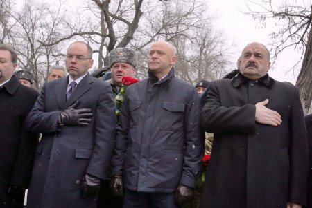 Жестокий урок для будущих поколений: в Одессе почтили память жертв Холокоста (фото)